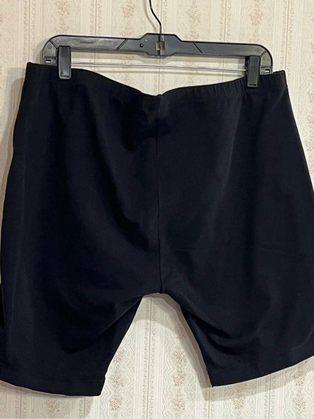 Men's Black Athletic Shorts - Comfortable Everyday Performance - Picture 2 of 5